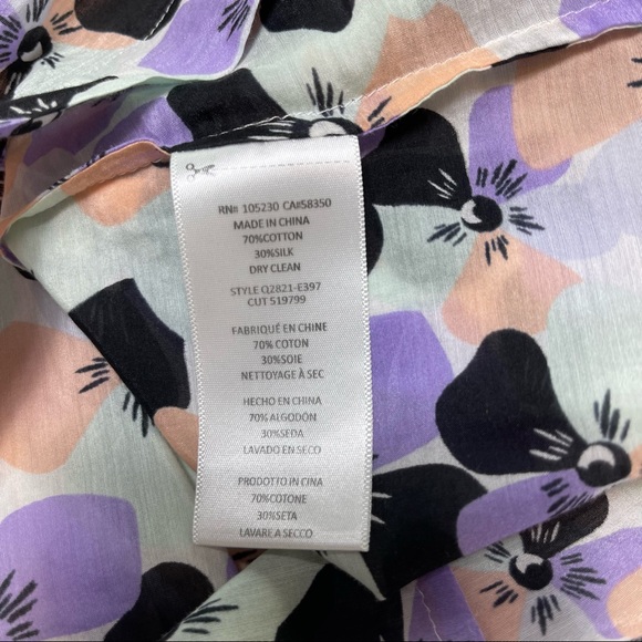 Equipment Femme Raegan Button Back Silk Blend Top Purple Coral Floral Small - Picture 7 of 10